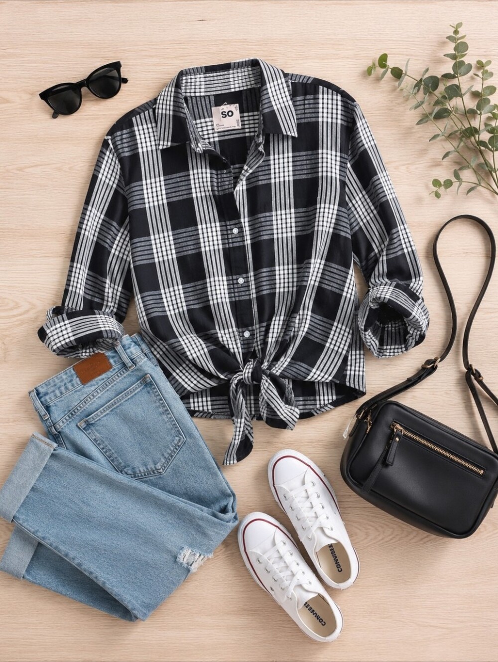 SO Black and White Plaid Women's Shirt Size Small